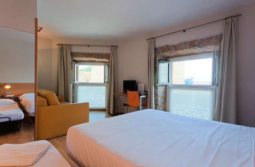 Hotel Arrizul Beach 산세바스티안 객실 사진